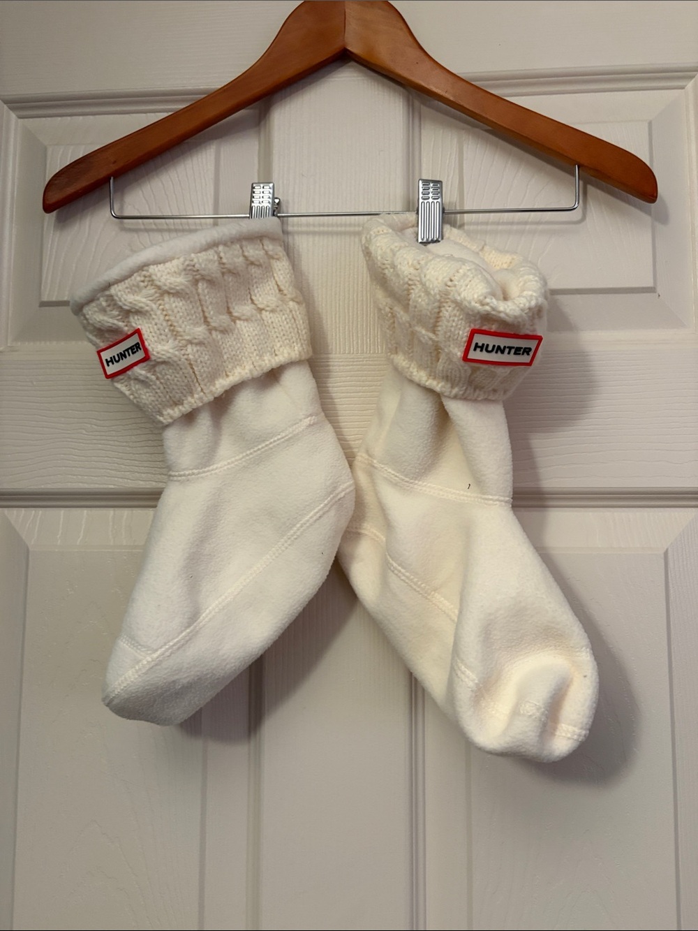 Hunter Cream Fleece-Lined Cable Cuff Boot Socks